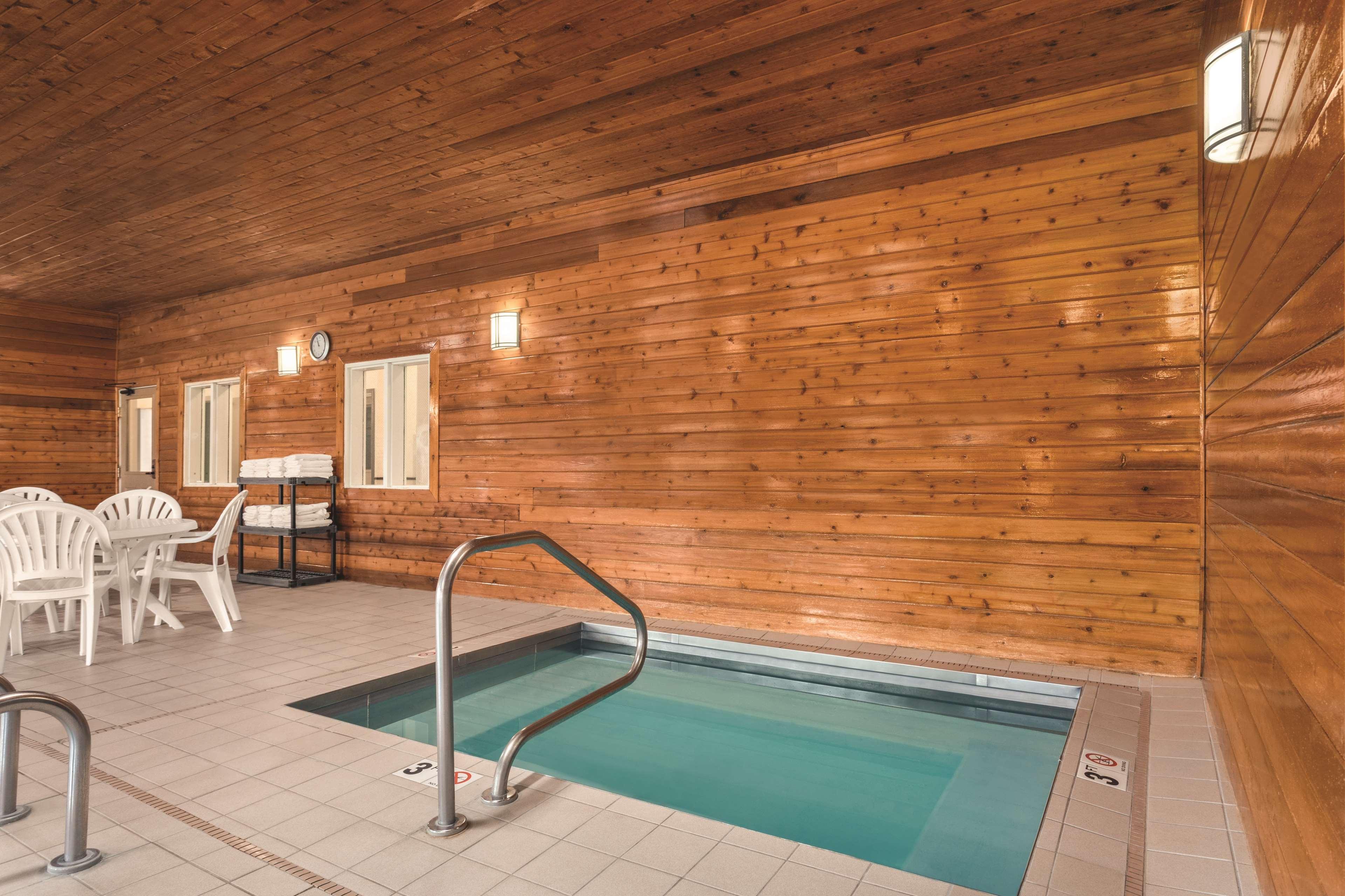 Country Inn & Suites By Radisson, Dakota Dunes, Sd Dış mekan fotoğraf