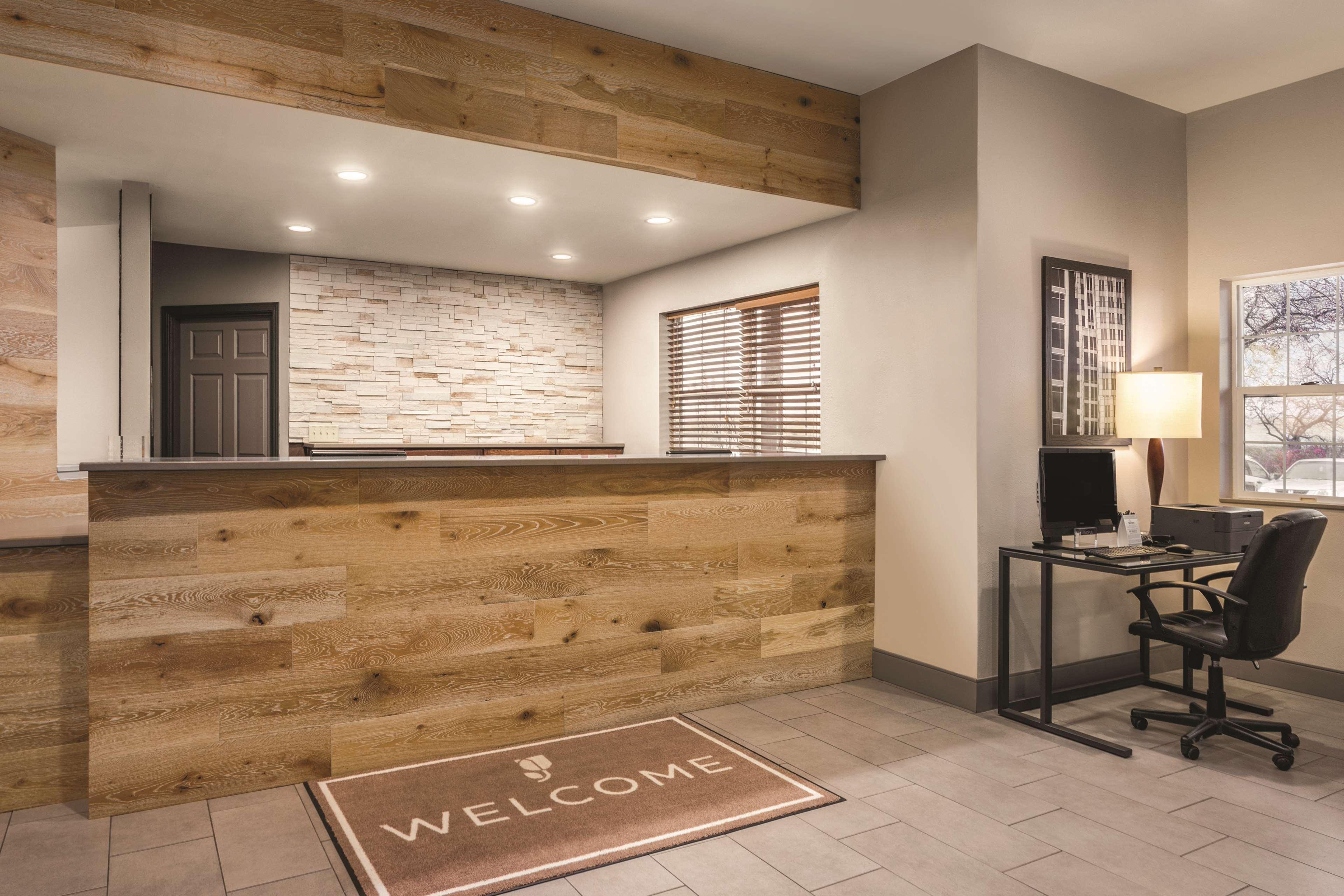 Country Inn & Suites By Radisson, Dakota Dunes, Sd Dış mekan fotoğraf